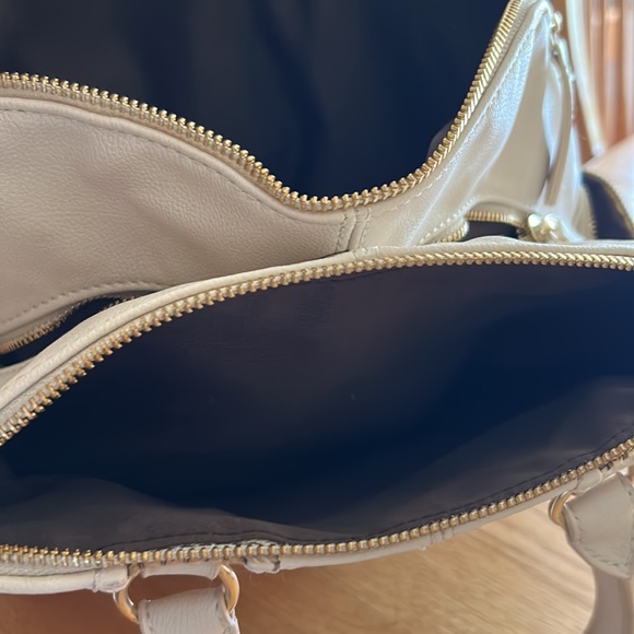 Beige bag - Picture 2 of 2